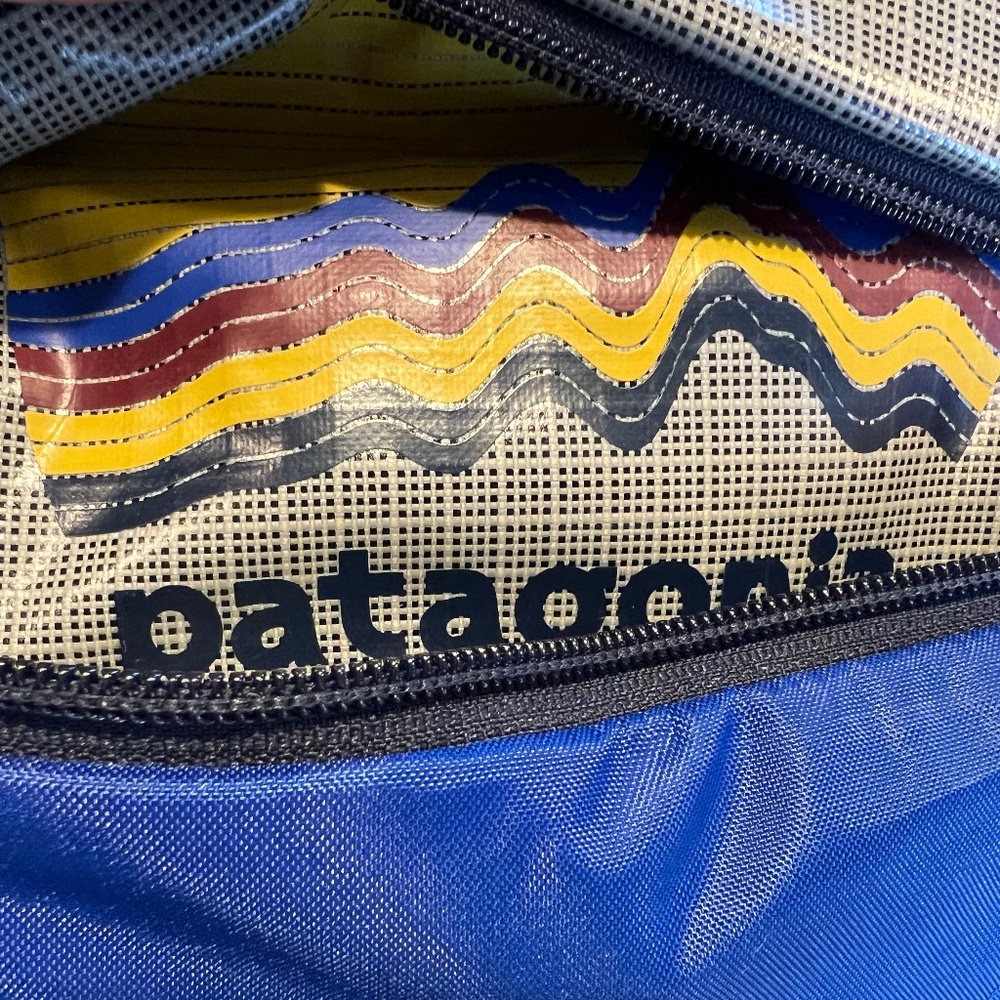 Patagonia Black Hole Duffel 70L - Ridge Rise Moonlight: Sleet Green - NWT - Picture 4 of 5